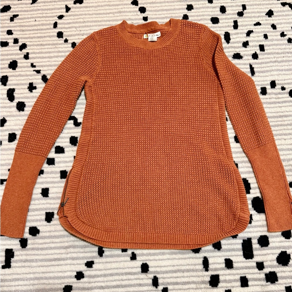 Akini XS Burnt Orange Waffle Knit Side Zip High Low Sweater Tunic